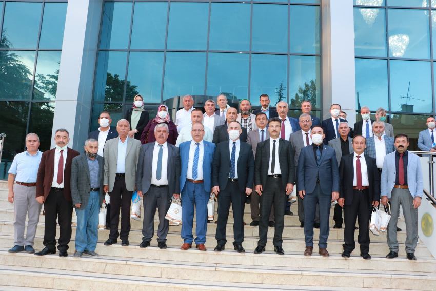 2021/06/1623623080_kirikkale_beledIyesI_asfaltta_ataGa_kalkiyor_-9.jpg