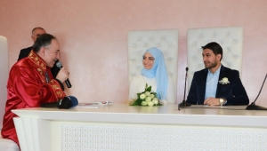 Başkan Saygılı'dan sürpriz nikah