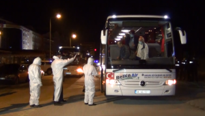 Fransa'dan gelen 1'i çocuk 144 kişi KYK yurduna yerleştirildi
