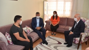 Vali Sezer engelli sporcuları ziyaret etti