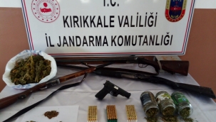 Köpek kulübesinde uyuşturucu yetiştiren kişilere baskın