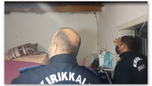 Deprem Kırıkkale'den de hissedildi bir evde zarar oluştu