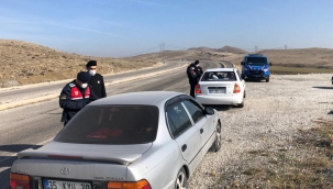 Jandarma yaptığı denetimde 11 şüpheliyi yakaladı 