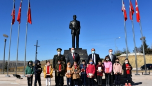 "Bağımsızlık destanı İstiklal Marşı ile hayat buldu"
