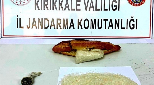 Ekmek arasından uyuşturucu 