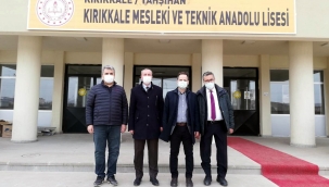 Meslek lisesi atölyesinde teknik inceleme