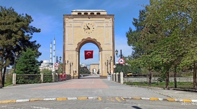 Samsun'da vatandaşlar kısıtlama kurallarına uyuyor
