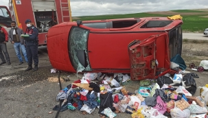 Savrularak devrilen araçtaki 7 kişi yaralandı