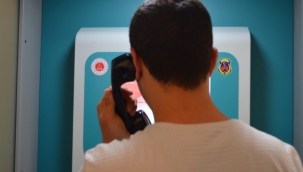 Aileleriyle görüntülü görüşecekler