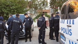 Eşini sabaha karşı bıçaklayarak öldürdü