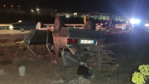 Metrelerce savrulan otomobildeki 6 kişi yaralandı