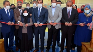 El emeği göz nuru eserler sergide ilgi odağı oldu