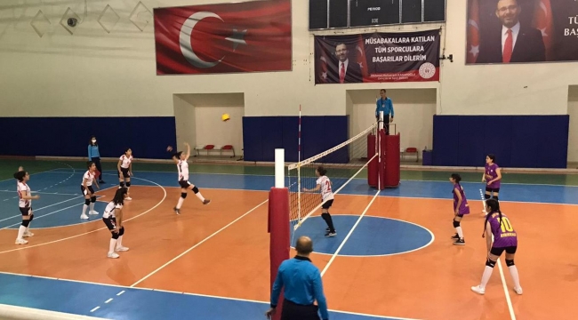 Kırıkkale'de okul sporları etkinlikleri başladı