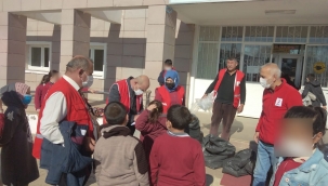 Kızılay çocukları sevindiriyor