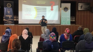 Emniyet uyuşturucu konusunda anneleri bilgilendirdi