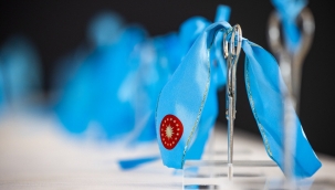 Kalkınmasının nişaneleri koleksiyon oldu