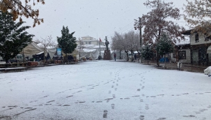 Kırıkkale´de mevsimin ilk kar yağışı