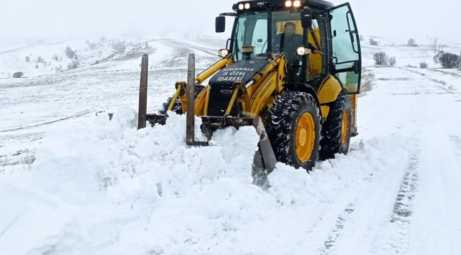  Kar yağışı etkili oldu, 124 köy yolu ulaşıma kapandı