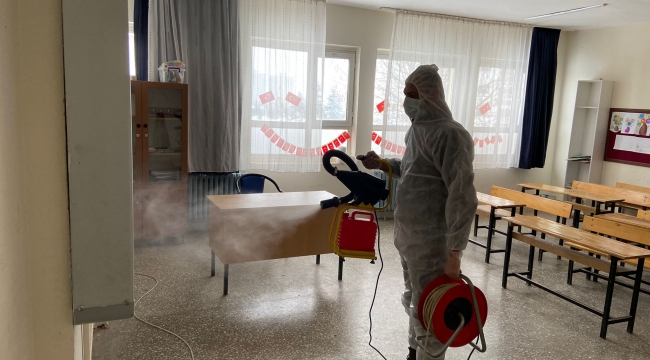 Okullar dezenfekte edildi