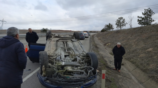 Metrelerce sürüklenen otomobildeki 2 kişi yaralandı