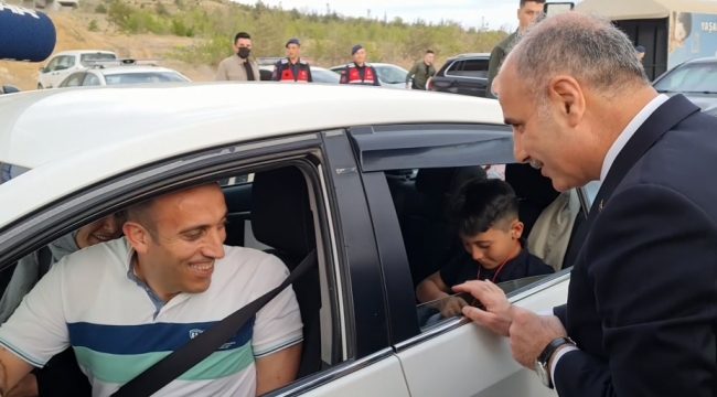 "Bayram neşemize kazalardan oluşacak acı ve gözyaşı karışmasın."