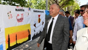 Minik eller Türkiye'nin değerlerini Kırıkkale'de buluşturdu