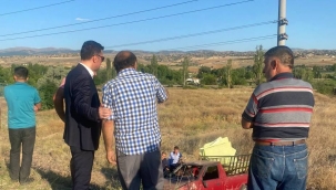 Vali kaza olduğunu duyunca vatandaşın imdadına koştu