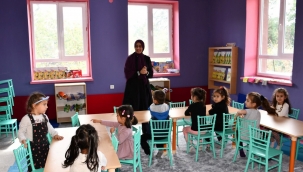 Yaşam merkezlerine dönüştürülen köy okullarında eğitimler başladı
