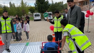 İlk ve ortaokul öğrencilerine trafik eğitimi 