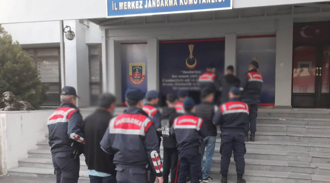 Evlere dadanan hırsızları jandarma bir bir yakaladı