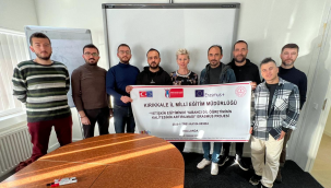 İngilizce öğretmenlerine mesleki gelişim eğitimi