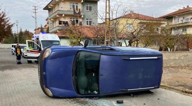 Öğrenci servisi ile hafif ticari araç kaza yaptı yaralılar var