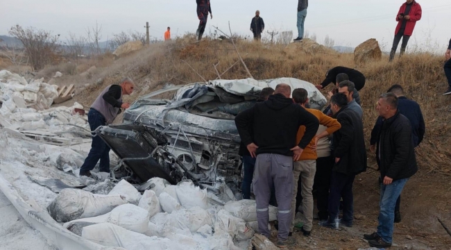 Feci kaza, ortalık savaş alanına döndü