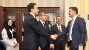 Lise öğrencilerinin altın madalya başarısı