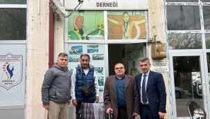 Depremzedeye tekerlekli sandalye 