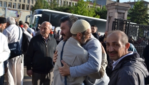 Hacı adayları dualarla uğurlandı