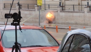 Bir anda böyle patladı..!