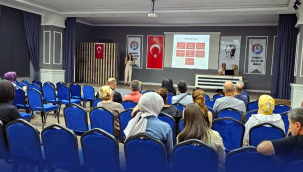 Okul yöneticilerine sağlık hizmetleri semineri verildi
