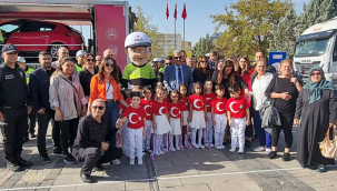 Öğrencilere uygulamalı trafik eğitimi
