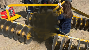 Sökmeye çalıştığı ızgaranın altında kalan çiftçi öldü