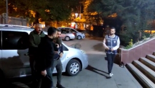 Fotoğraftakileri görünce yapacağını yaptı!