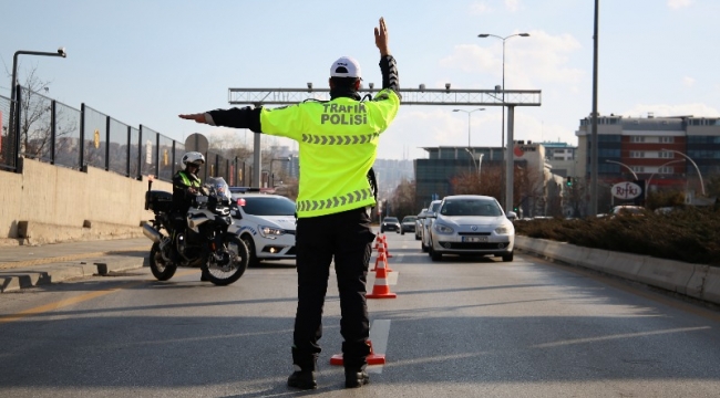 Rahatsızlık verince trafikten men edildiler