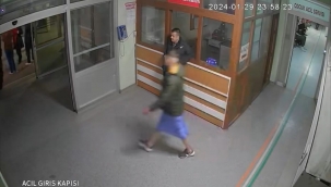 Acil servisten ameliyat elbiseleriyle kaçtı