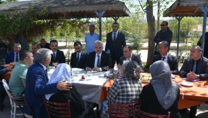 Vali Makas , sorunları sahada çözüyor