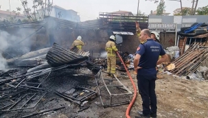 Yangın ekiplerin müdahalesi ile söndürüldü