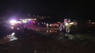 Yol kapanınca ekipler seferber oldu