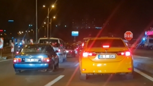 Tatilciler yollara akın etti