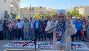 Haniye için dua edilerek gıyabi cenaze namazı kılındı