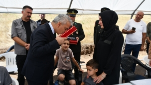 Şehit evinde duygulandıran o sözler