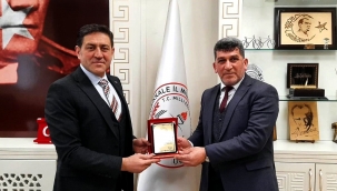 Vefalı il müdüründen örnek davranış